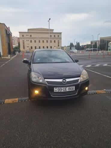 audi tt qiyməti: Opel Astra: 1.4 l | 2009 il 310000 km Hetçbek — 1