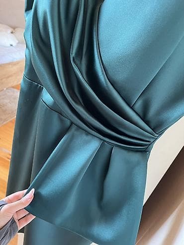 platye: Zümrüd rəngdə elegant ziyafət donu. Yenidir geyinilməyib. Midi — 5