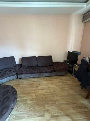 balvanka nedir: Künc divan, Açılmayan, Bazasız, Parça, Çatdırılma yoxdur — 2