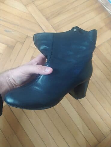 qiz ucun botlar: Ölçü: 39, rəng - Qara, İşlənmiş — 2