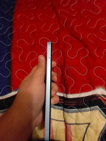 tablet 2 el: Redmi 12, 128 GB, Düyməli, Barmaq izi, Face ID — 6