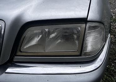 c350 mercedes: Mercedes-Benz — 4