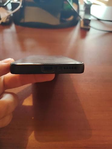 printer telefon: Smartfon – arxa qapağı qabarıq naxışlı qoruyucu örtükdə, ikiqat böyük — 2