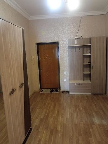azadliq ev: 8-ci mikrorayonda kirayə mənzil təqdim olunur. 2 otaqlı, 95 kv m geniş — 10