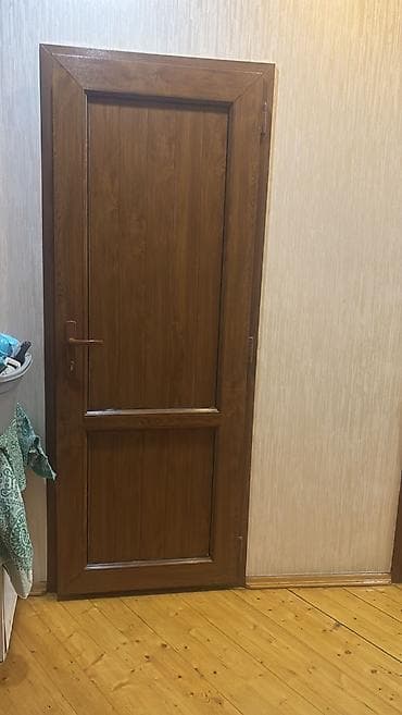 plastik gul qablari: Plastik hamam tolet qapis 80x205 sm dir 3 eded var zamokla birge ededi — 1