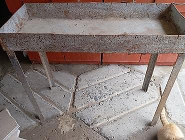 2 ədəd manqal - Material: Tamamilə metaldan hazırlanmış gövdə və