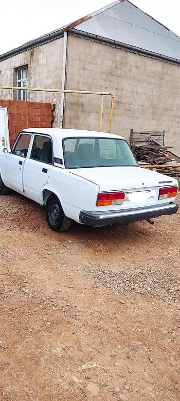 ağ sud: VAZ 2107 – ağ rəng, Maşın idyal vəzyitdədi most karopka mator əla — 2