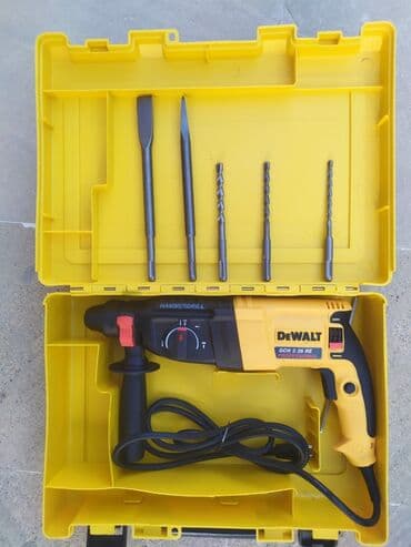 perfe: Perforator 
Drel 
perforator 
perforator DEWALT 
2--26 — 1