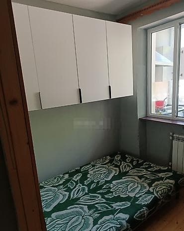 agdasda tecili satilan evler: Xalqlar dostluğu metrosuna yaxın 5 mərtəbəli binanın 1ci mərtəbəsində — 6