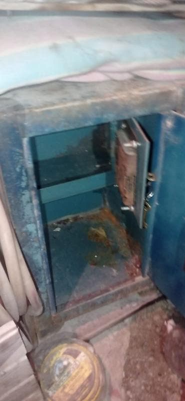 Холодильное оборудование: Metal seyf – mexaniki kilidli - Material: qalın poladdan korpus - — 1