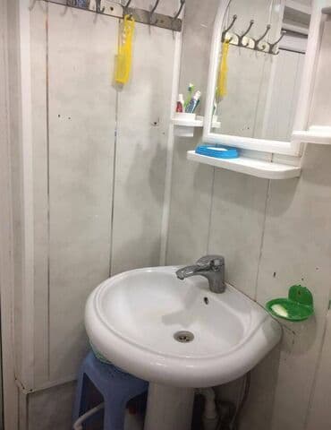 günlük kirayə evlər: 48 kv. m, 2 otaqlı — 12