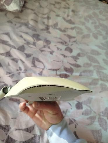 fi fa: TP-Link Wi‑Fi router - Model: TP-Link TL-WR841N (etiketdə göstərilir) — 2