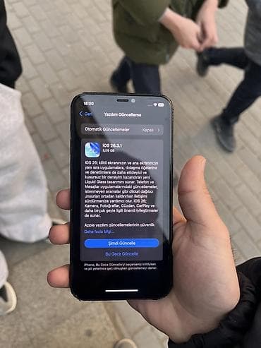 apple 11: IPhone 11 Pro — 4