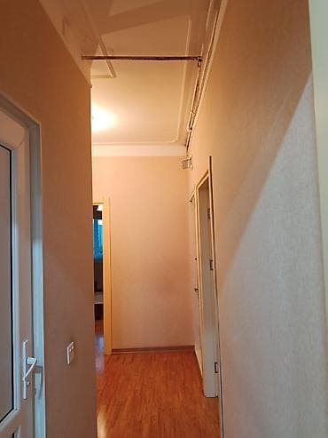 studio menziller: 2-otaqli 9/6-ci mərtəbəsi orta blok.Dovlətdən istilik sistemi. ayliq — 7