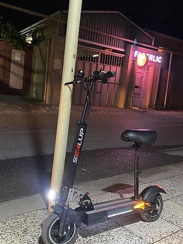 dirt bike: Salam heç bir problemi yoxdur sürəti 48km/h real alıcı zəng etsin — 2