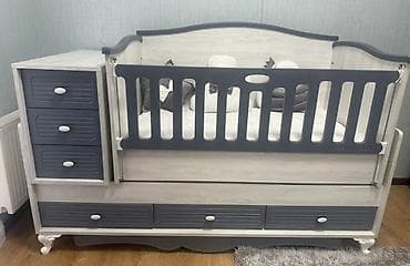 Oğlan və qız üçün, Beşik — 1