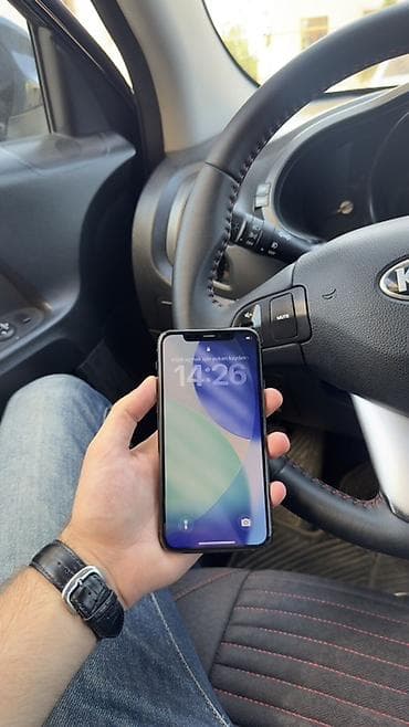 iphone 3 pro: IPhone 11 Pro, 256 GB, Matte Midnight Green, Face ID — 2