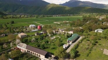 продается земельный участок: Bu torpaq sahəsi kənd təsərrüfatı üçün uyğun, geniş yaşıllıq ərazisinə — 5