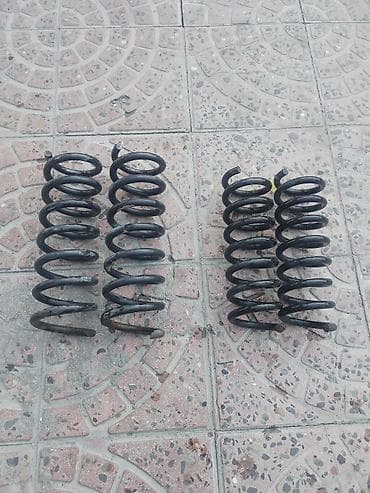 Mercedes-Benz Ceskaüçün spiral yay dəsti - 4 ədəd spiral asqı yayı: 2