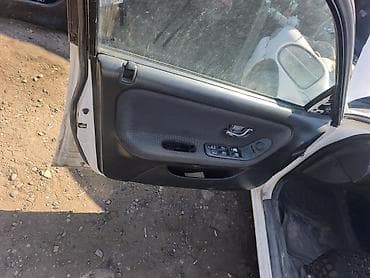 niva bar: Hyundai Elantra (özəl nömrə nişanı görünür) üçün komplekt hissələr - — 8