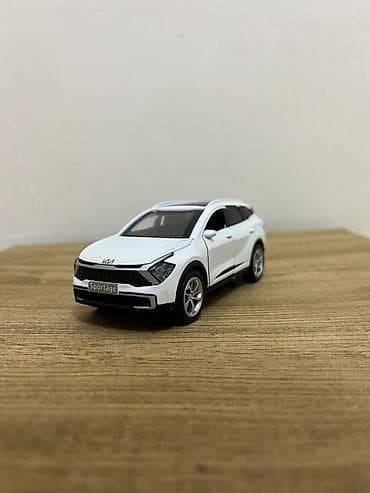 Kia Sportage mini model avtomobil - Miqyas: təqribi 1:32 (kompakt