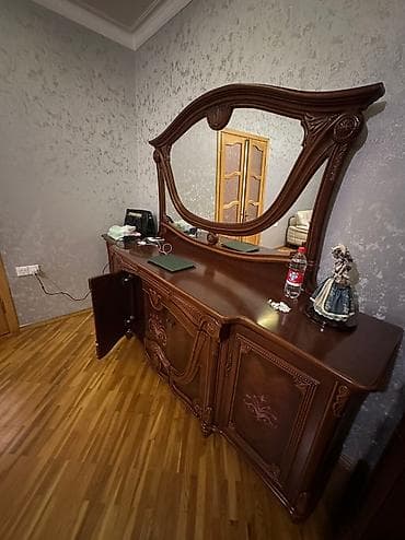 qonag desti: İşlənmiş, Dolab, Komod, Kredit yoxdur, Malayziya — 2