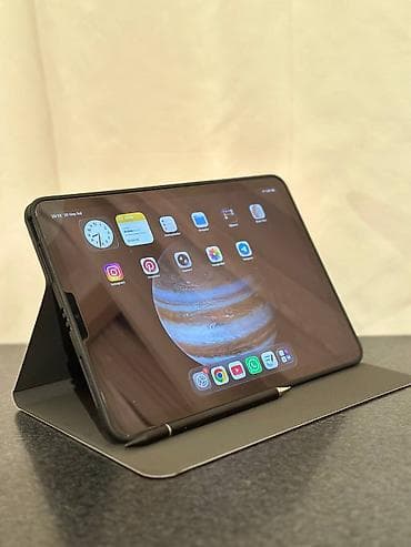modio tablet: İşlənmiş Apple iPad Air 5 (2022), 11", 64 GB, Ünvandan götürmə — 2
