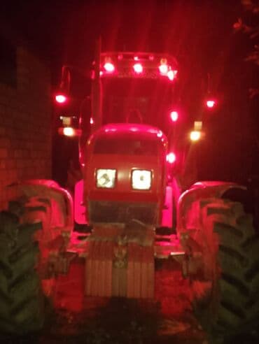 ot bicen traktorlar: Belarus MTZ təkərli traktor – kabinalı, qabaq yük balansları ilə — 6