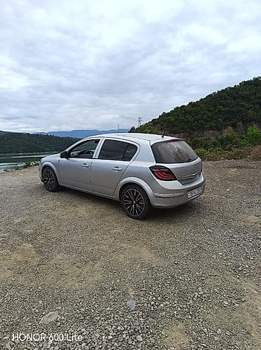 Opel Astra: 1.4 l | 2009 il 34055 km Hetçbek lalafo.az -da Opel Astra: 1.4 l | 2009 il 34055 km Hetçbek