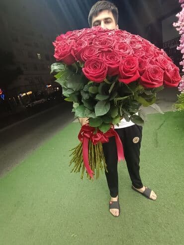 qara qizilgul satisi: 101 Roza vip 
Cəmi 150 Azn — 2