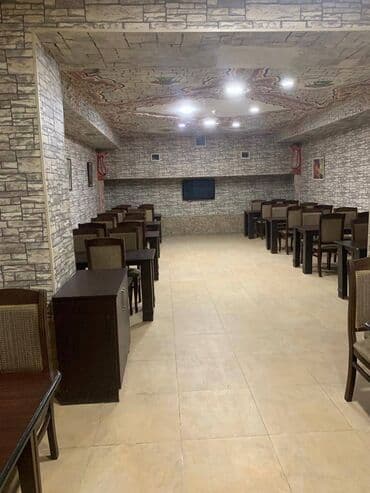 Nəsimi rayonu,Azadliqla Inqilab kucesinin kesişmesinde yerlesen,9