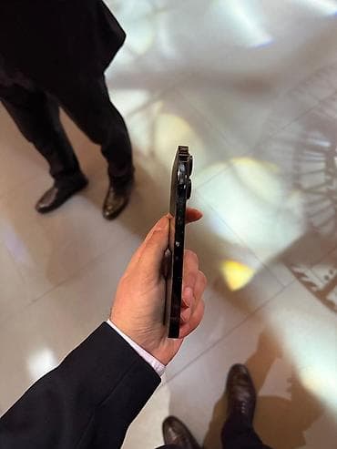 vip iphone 11: IPhone 14 Pro, 256 GB, Qara, Face ID — 4