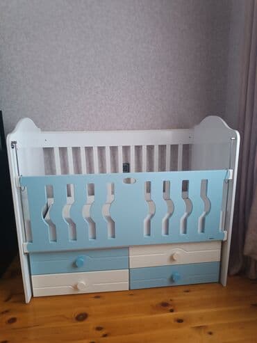 детская кроватка бу: Oğlan üçün, İşlənmiş, Dördbucaq, Beşik, Dəst ilə, Matras ilə, Yellənmə mexanizm ilə — 3