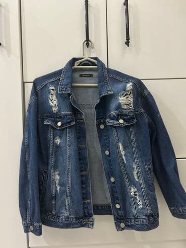 kişi üçün gödəkçə köynək: Az istifade olunub. S razmer — 1