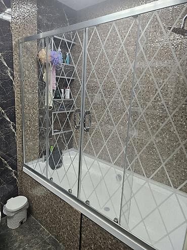 Şüşə sürgülü duş kabinli vanna - Material: temperli şüşədən 4 bölməli — 2