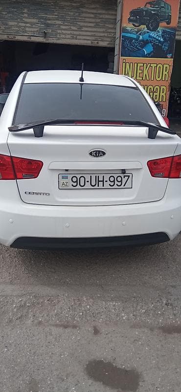 kia rio buferi: Spoyler, Plastik, Kia — 3