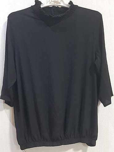 Qara rəngli qadın bluzası - Model: yarımboğaz (şirəli/volanlı rezinli