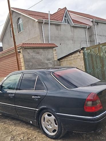 Qiymət razılaşma yolu ilə Mercedes-Benz C-sinfi sedan (W202), tünd boz