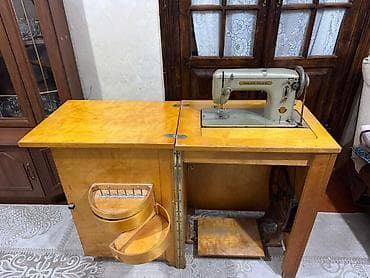 Podolsk mexaniki tikiş maşını – orijinal taxta kabinetlə - Pedalla — 2