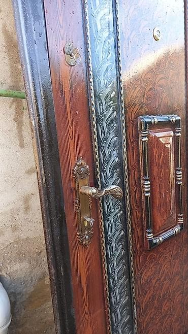 it sekli: Mənzil üçün İşlənmiş Giriş qapısı Çərçivə ilə, Zəmanətsiz, Ünvandan götürmə — 3