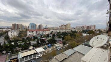 ist petrol tbilisi prospekti: Bakı, 3 otaqlı, Köhnə tikili, m. Neftçilər, 80 kv. m — 25