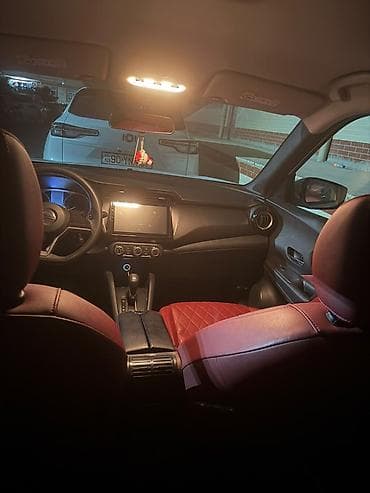 Nissan Kix: 1.6 l | 2019 il Krossover — 4