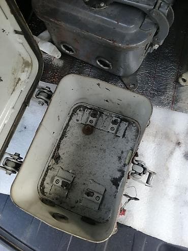 puşka: Sənaye tipli metal idarəetmə qutusu - Korpus: qalın metal, möhkəm — 10