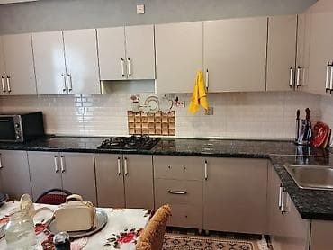 mebel: Metbex mebeli. 450azn. ölcü 5m 6sm. uzerinde moyka verilir yaxsi — 1