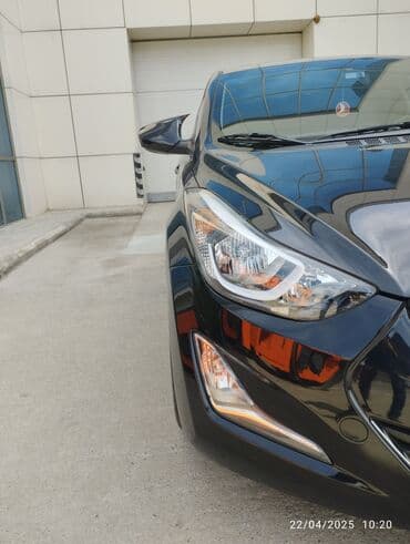 kia forte 2017: Hyundai Elantra: 1.8 l | 2015 il Sedan — 3