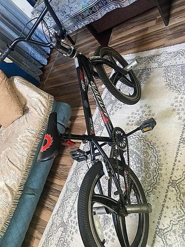 velosiped kameri: Razor AGITATOR Freestyle BMX velosipedi - Növ: Freestyle/BMX - — 2