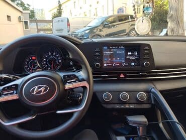 faizsiz kreditlə maşın: Hyundai Elantra: 2 l | 2022 il Sedan — 3