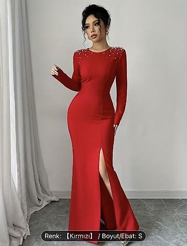 Qırmızı rəngdə zərif ziyafət geyimi - Uzun, bədənə oturan siluet -