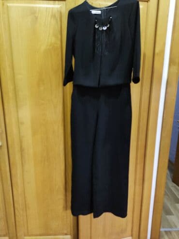 Qadın kombinezon – MODAEL (ölçü 38) - Rəng: qara - Model: yuxarı