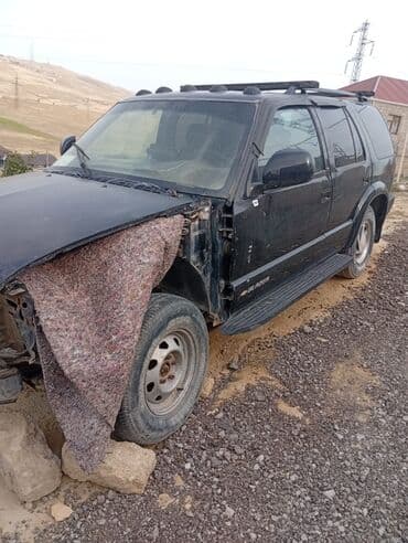 ekskavatör satışı: Chevrolet Blazer: 4 l | 1997 il 505050 km Universal — 8